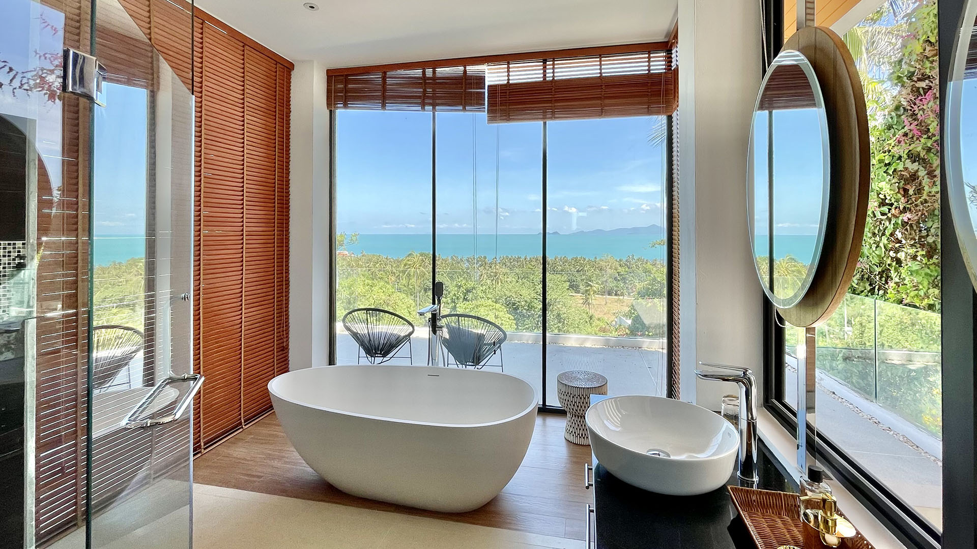 (PRICE REDUCED!) Darika Residence A3 - Deluxe 4 Bedroom Seaview Pool Villa in Bang Por for sale