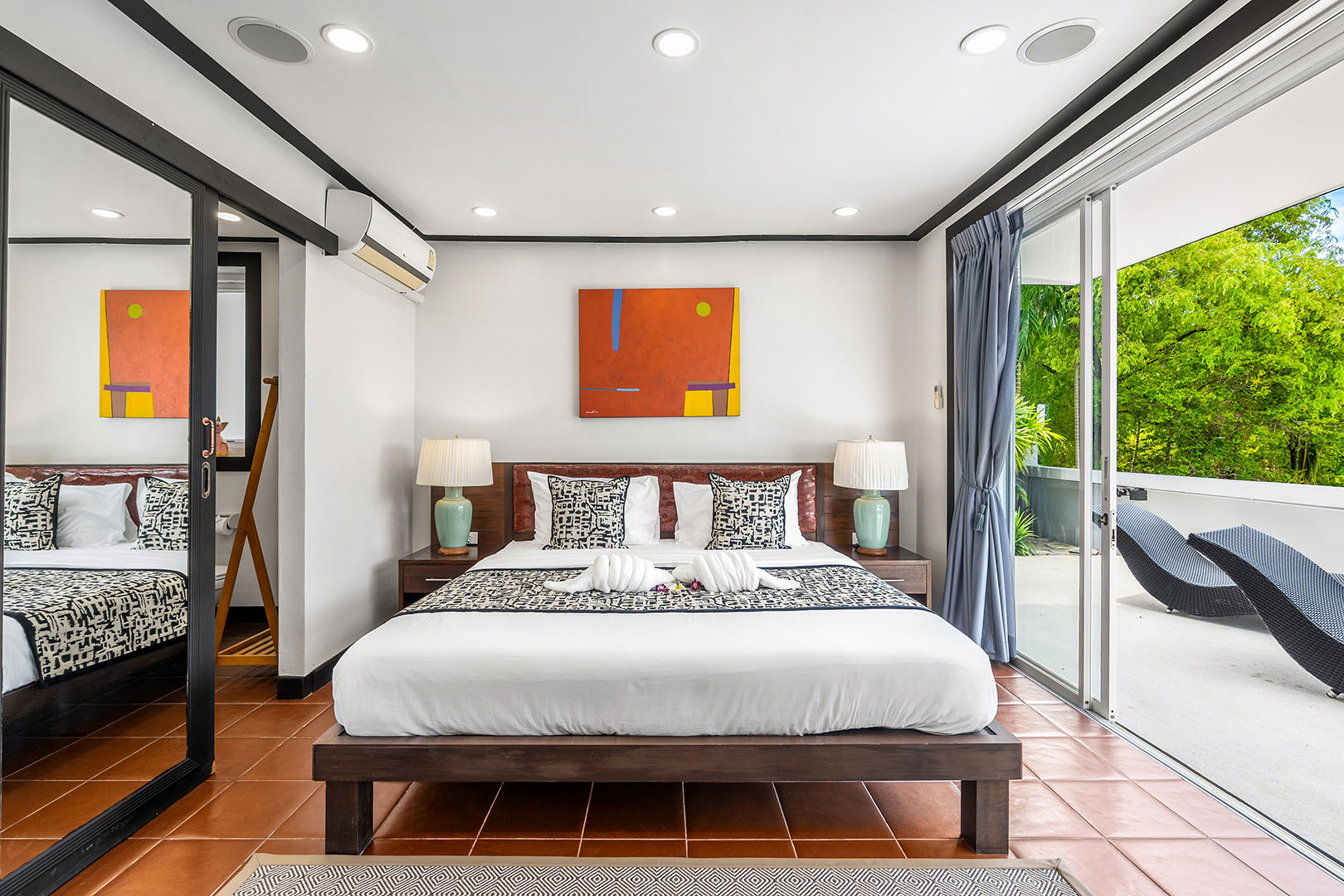 Substantial 9 Bedroom Seaview Pool Villa in Bang Makham for sale