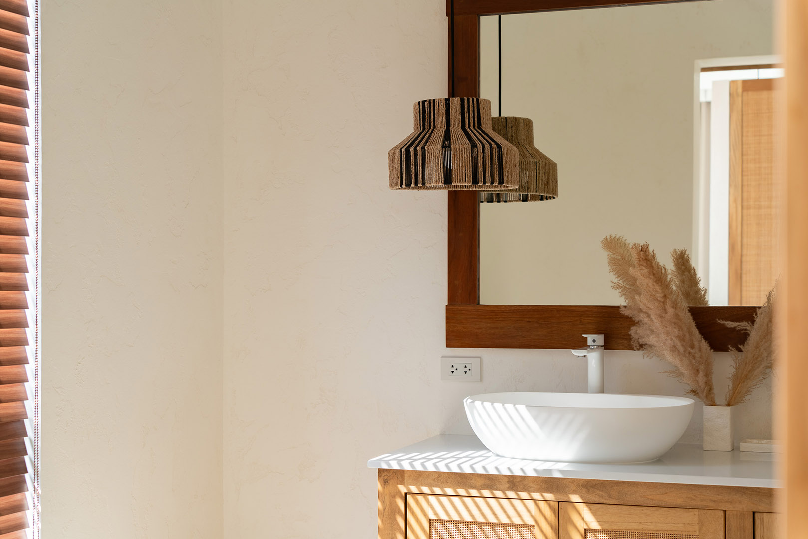 (PRICE REDUCED!) Villa Azure – Mediterranean 5 Bedroom Seaview Pool Villa in Chaweng for sale: Villa Azure – Mediterranean 5 Bedroom Seaview Pool Villa in Chaweng for sale