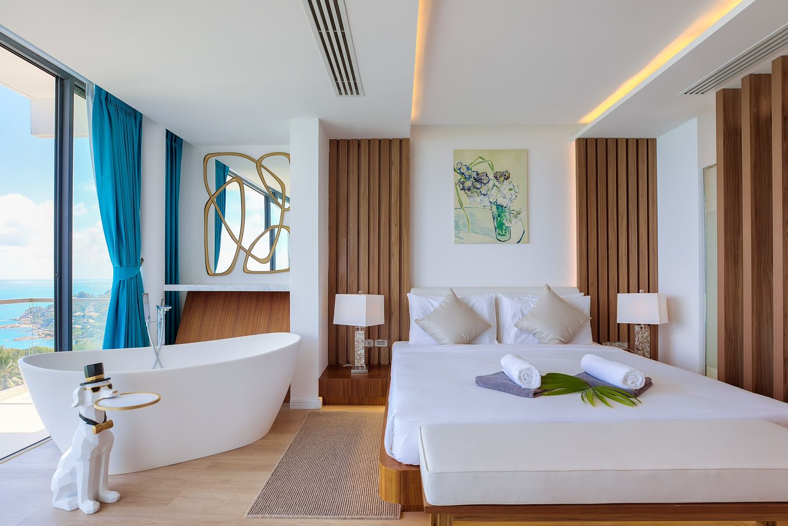 The Wave 2 - Urbane 5 Bedroom Seaview Pool Villa in Chaweng Noi for sale