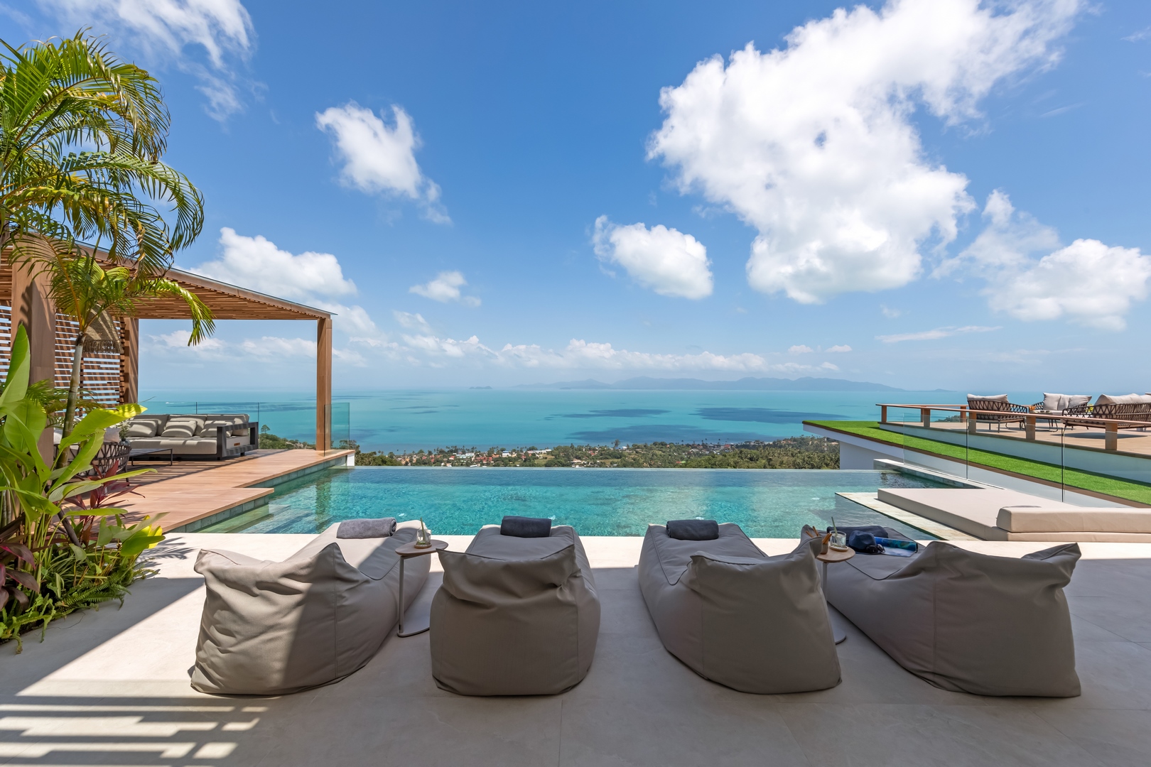 Pacific Palisade Villa Venice – 4 Bedroom Seaview Pool Villa in Bang Por for sale: Pacific Palisades Villa Venice – 4 Bedroom Seaview Pool Villa in Bang Por for sale