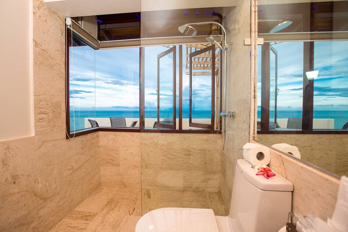 Sandalwood Luxury Villas hotel investment with guarantee return options 