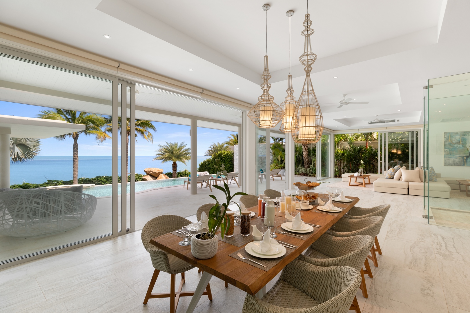 Villa Blue Amber – Exclusive 4-Bedroom Waterfront Pool Villa in Samrong Bay for Rent