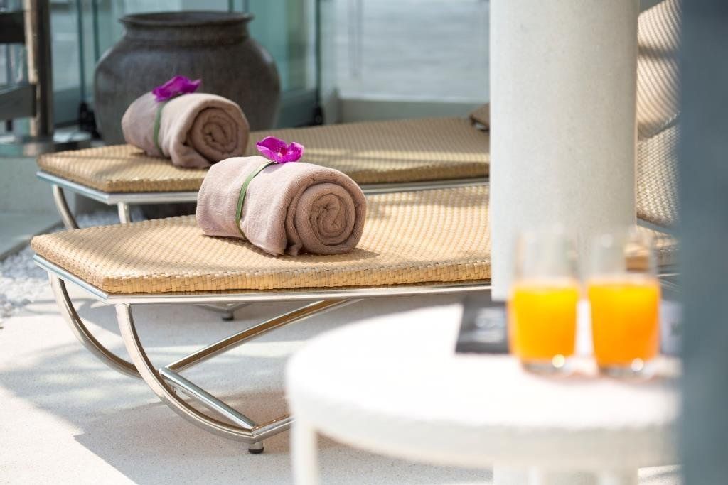 Villa Seawadee – Modern 4 Bedroom Seaview Pool Villa in Chaweng Noi for sale