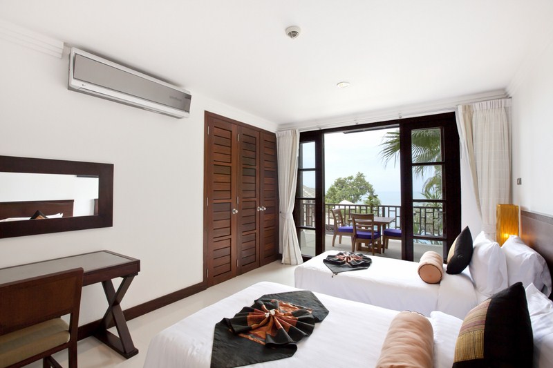 (SOLD) Oceanfront 4 Bedroom Villa in 5 Star Resort Kanda Residence in Choeng Mon