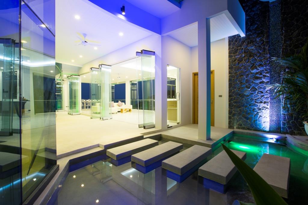 Villa Seawadee – Modern 4 Bedroom Seaview Pool Villa in Chaweng Noi for sale