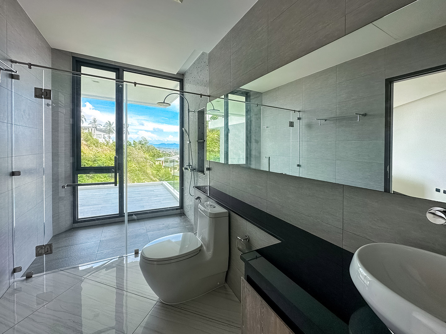 Verano Residence - Quality 4+1 Bedroom Seaview Pool Villa in Chaweng Noi for Sale