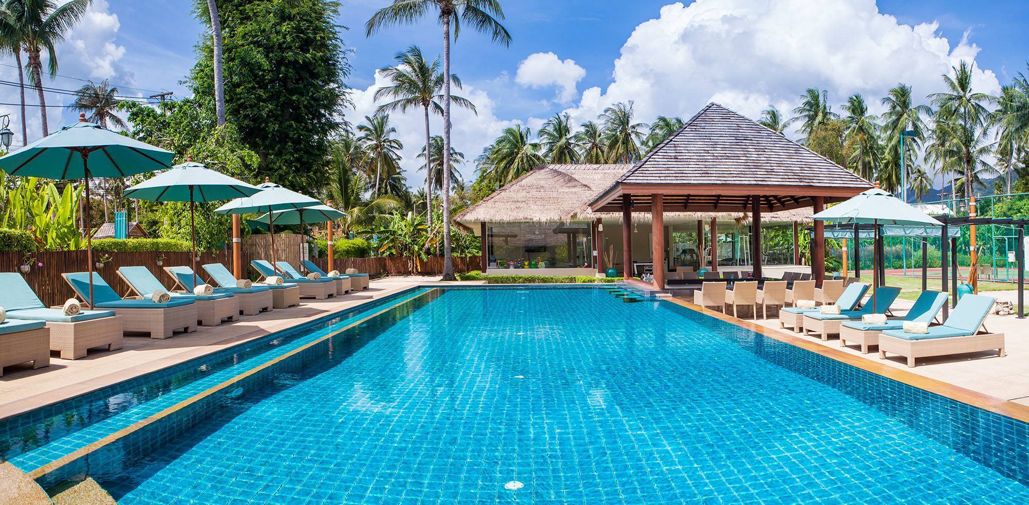 (SOLD) Tropical 4-bedroom beachside villa for sale in Hua Thanon