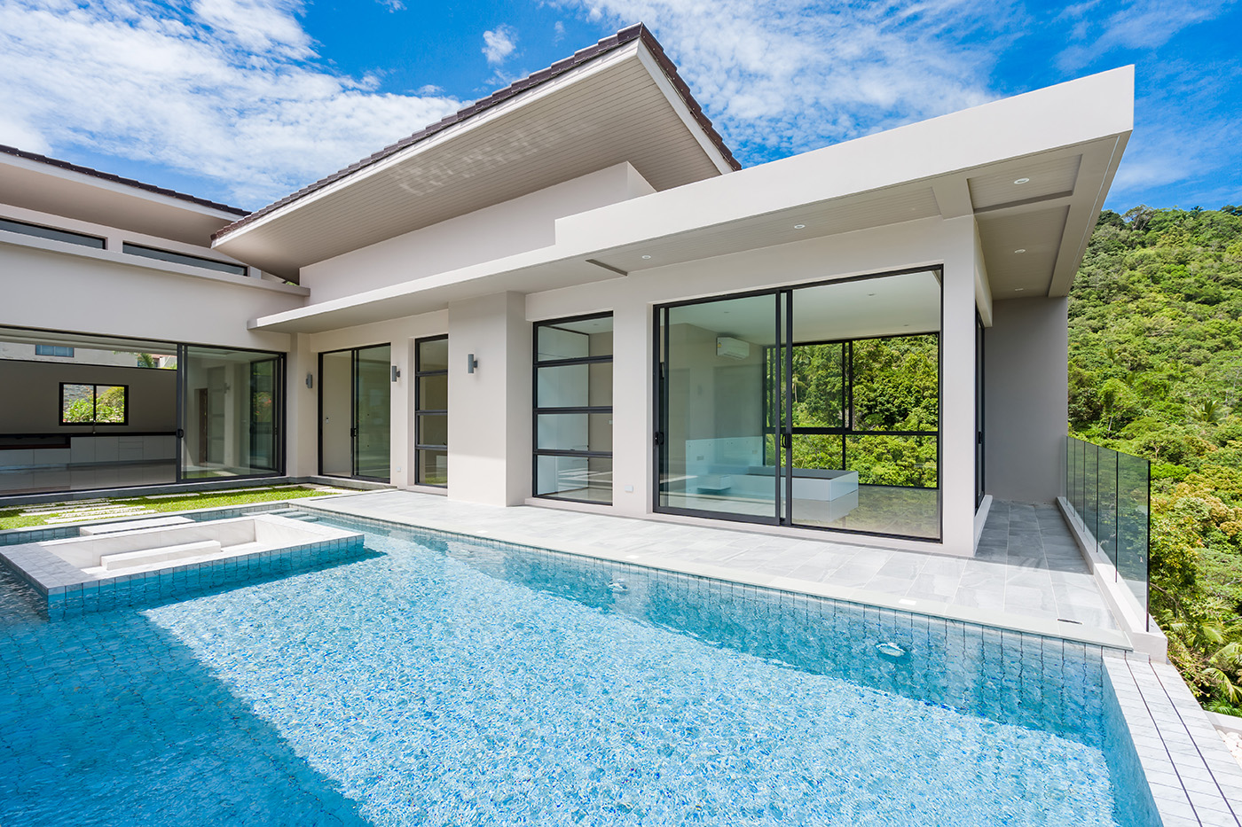Brand-New 4 Bedroom Seaview Pool Villa in Bang Por for sale