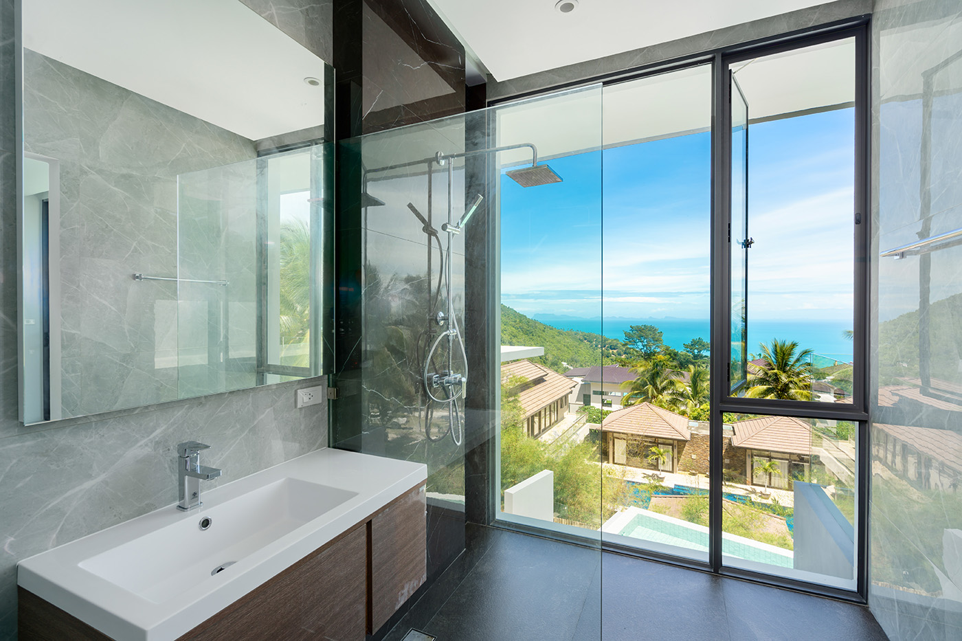 Spanking-New 4 Bedroom Seaview Pool Villa in Bang Por for sale