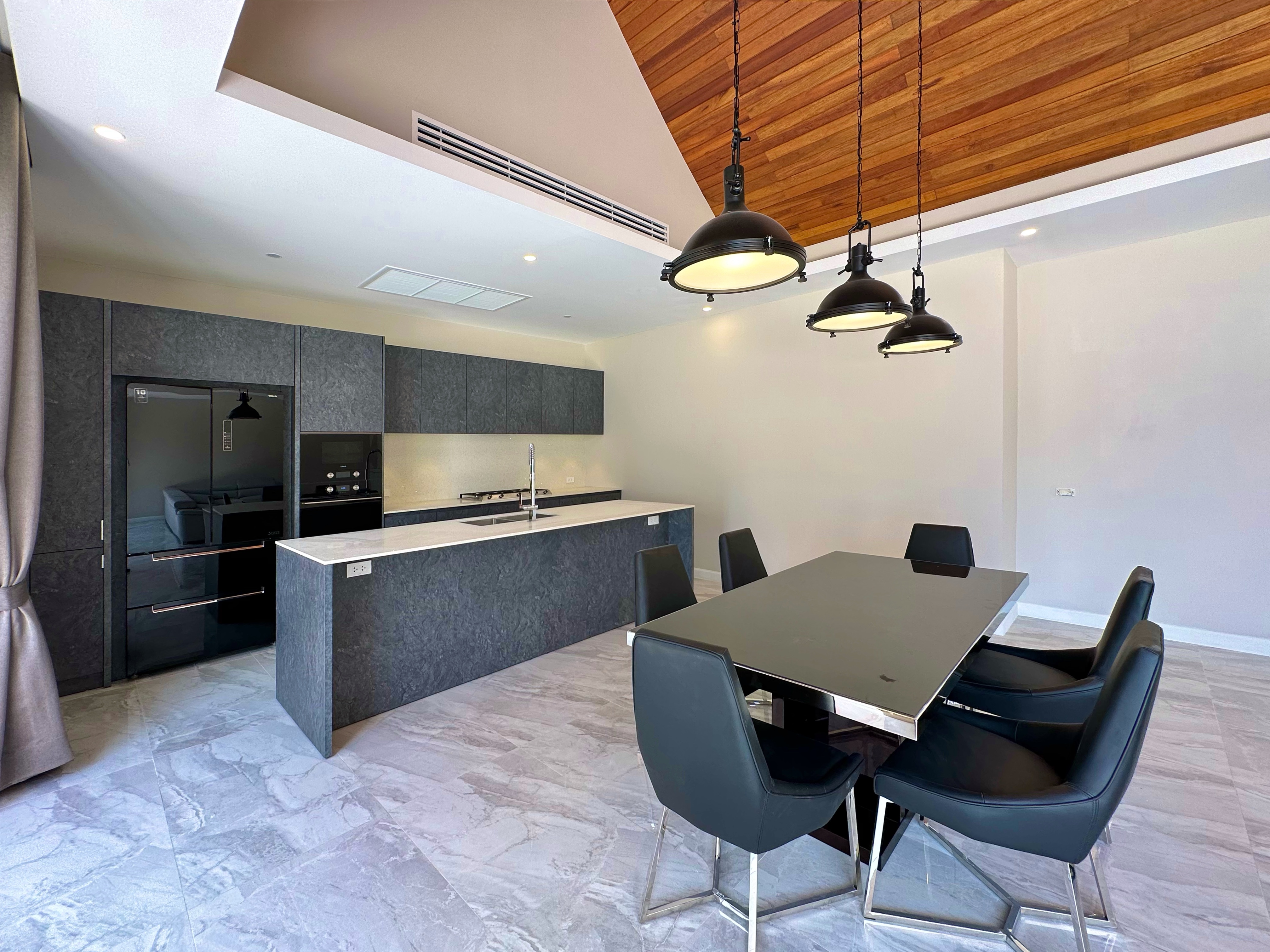 (SOLD) Villa Tujuh - Traditional Tropical 3 Bedroom Seaview Pool Villa in Chaweng Noi For Sale