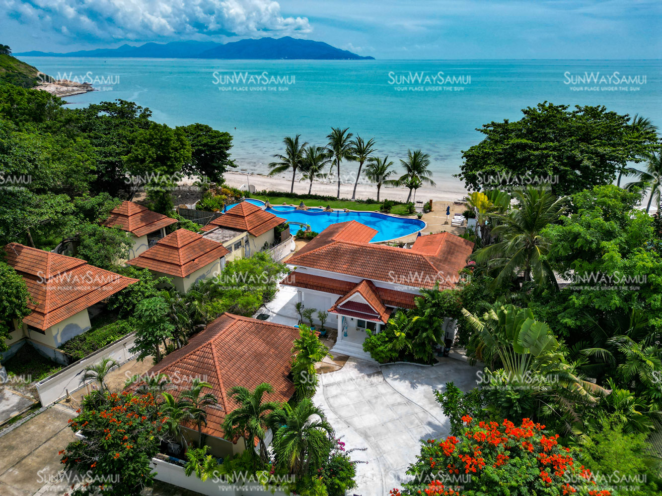 Tongson Beachfront Villa – 3 Bedroom Beachfront Villa in Tongson Bay for Sale