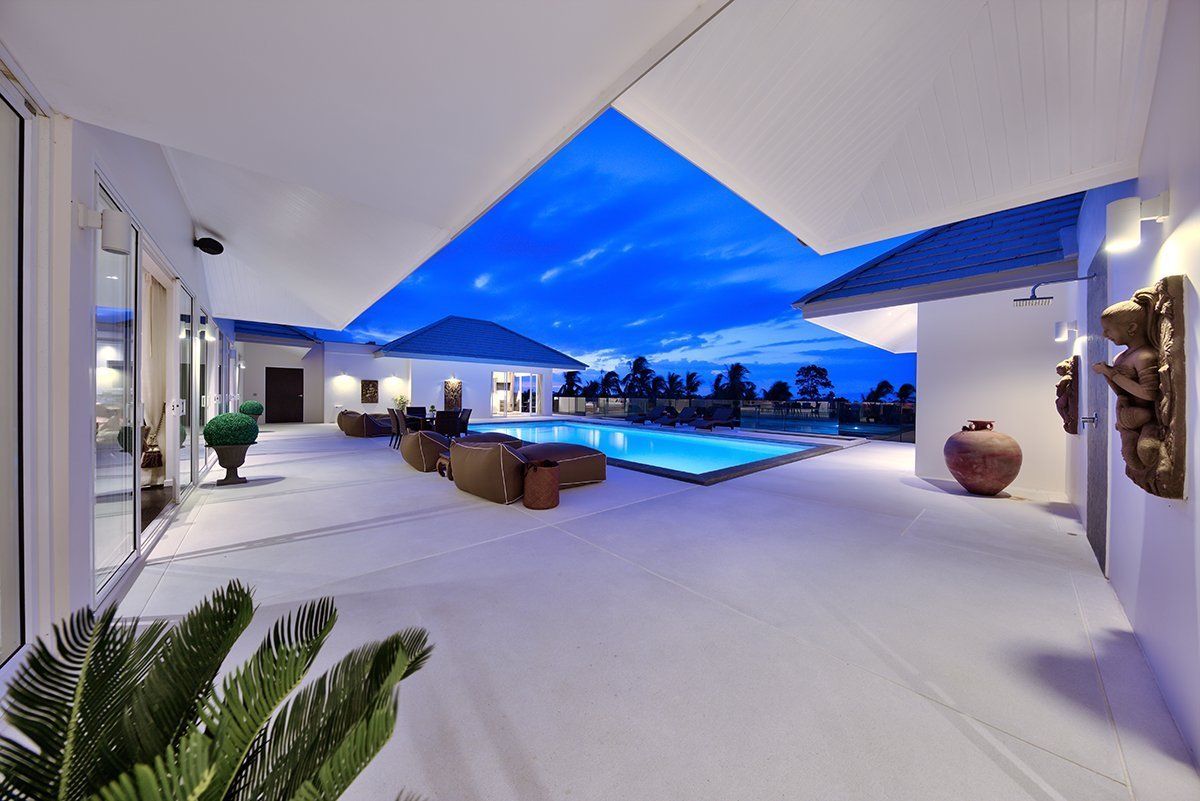 (SOLD) Villa White Lotus - Luxury 7 bedroom Seaview Villa in Maenam for sale