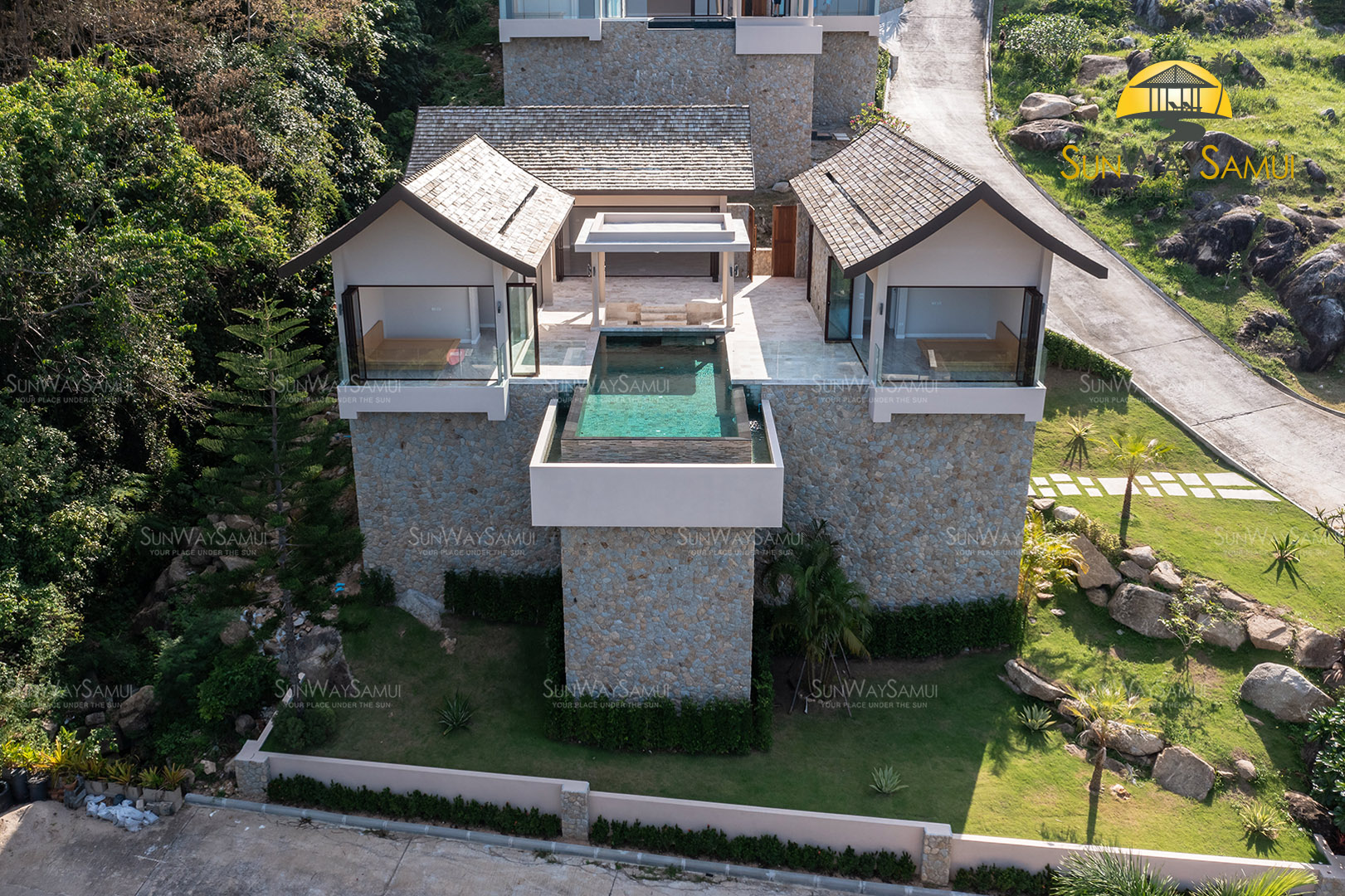 (SOLD) Villa Tujuh - Traditional Tropical 3 Bedroom Seaview Pool Villa in Chaweng Noi For Sale