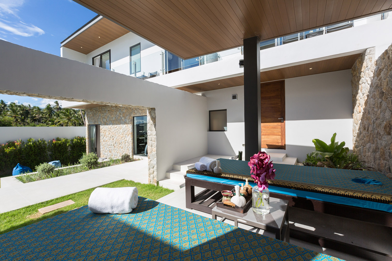 Villa Sea Renity - Ultra-Luxury 7 Bedroom Beachfront Villa in Laem Sor for Sale