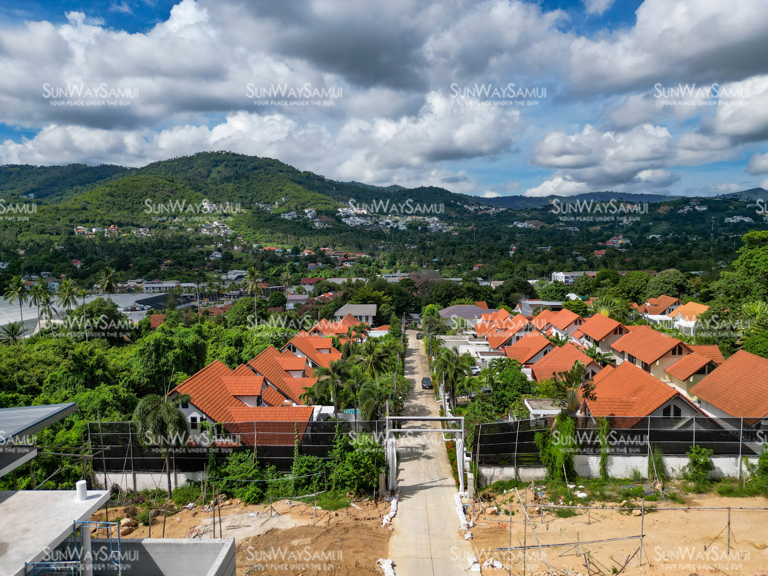 Samui Hillside Village – 3 Bedroom Mountain-view Pool Villa in Bophut for sale 