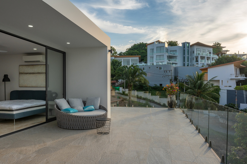 Modern 4 Bedroom Seaview Pool Villa in Plai Laem for sale