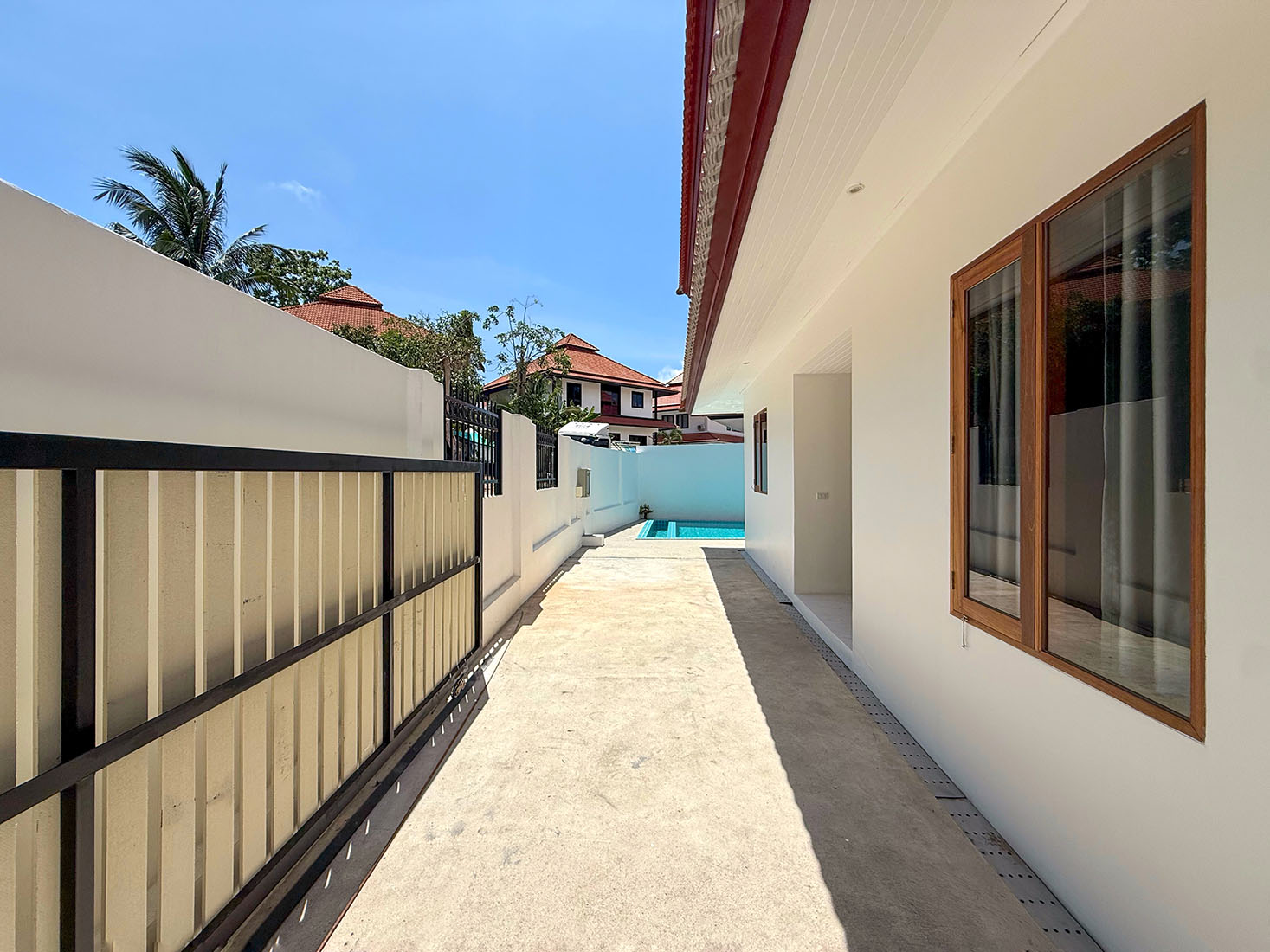 Newly Renovated Beachside 4 Bedroom Teak Pool Villa in Thongson Bay Villas for sale: Newly Renovated Beachside 4 Bedroom Teak Pool Villa in Thongson Bay Villas for sale