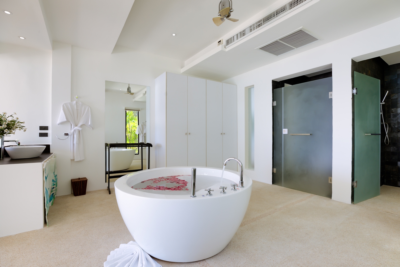 Villa Turquoise – Luxury 4 Bedroom Seaview Villa in North Chaweng for sale