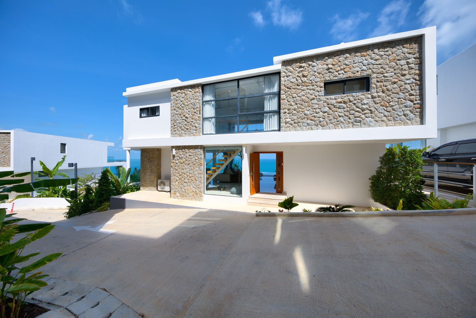 The Wave 2 - Urbane 5 Bedroom Seaview Pool Villa in Chaweng Noi for sale