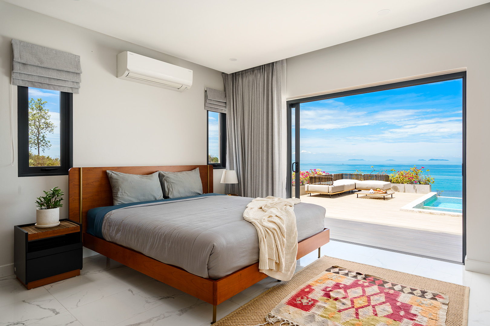 Villa Soma - Unique 3 Bedroom Seaview Pool Villa in Angthong for sale