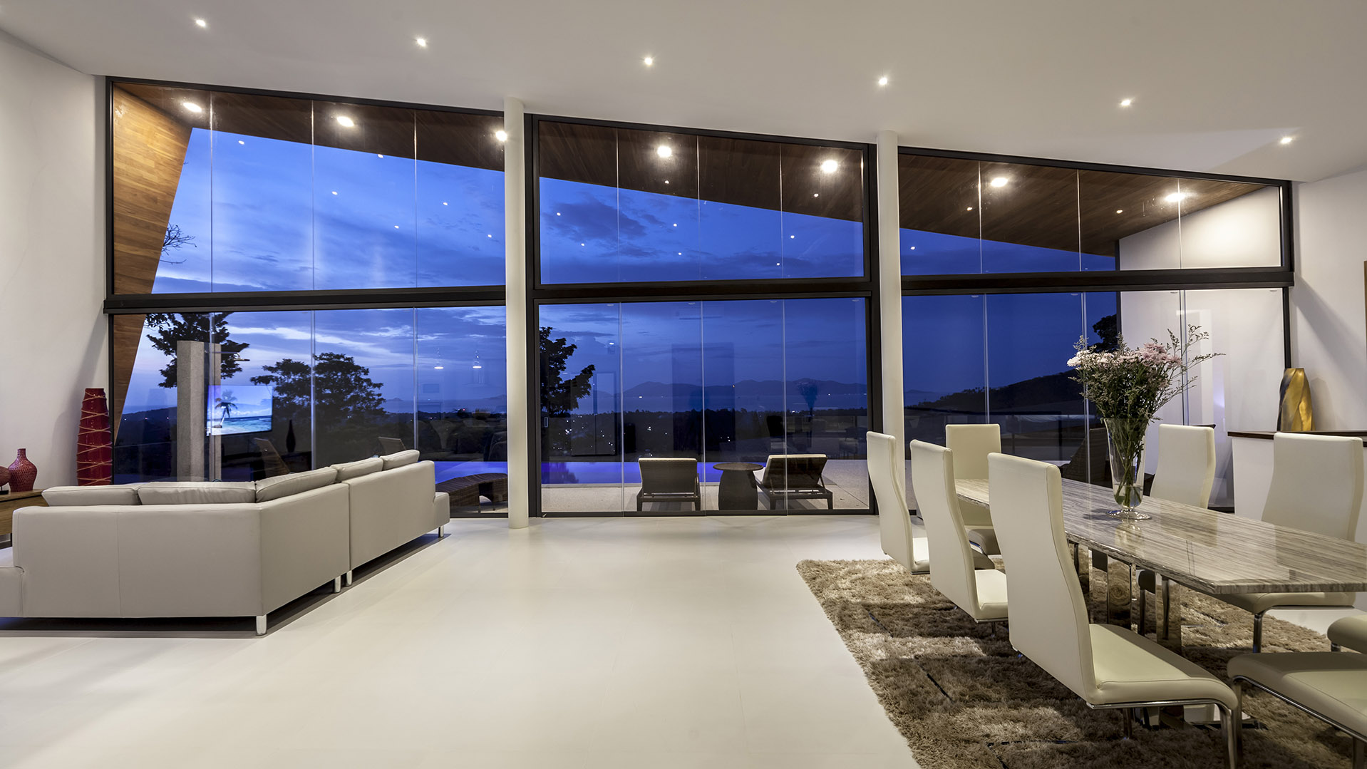 Supreme 4+1 Bedroom Seaview Pool Villa in Maenam for Sale