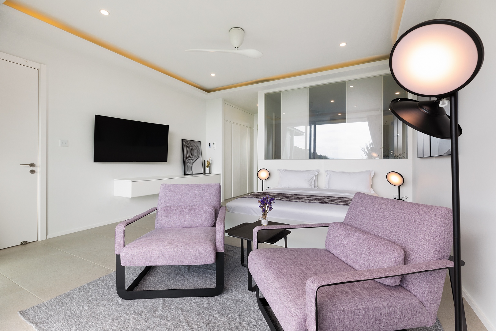 KW Villa – Luxurious 5 Bedroom Seaview Pool Villa in Bangpor for sale