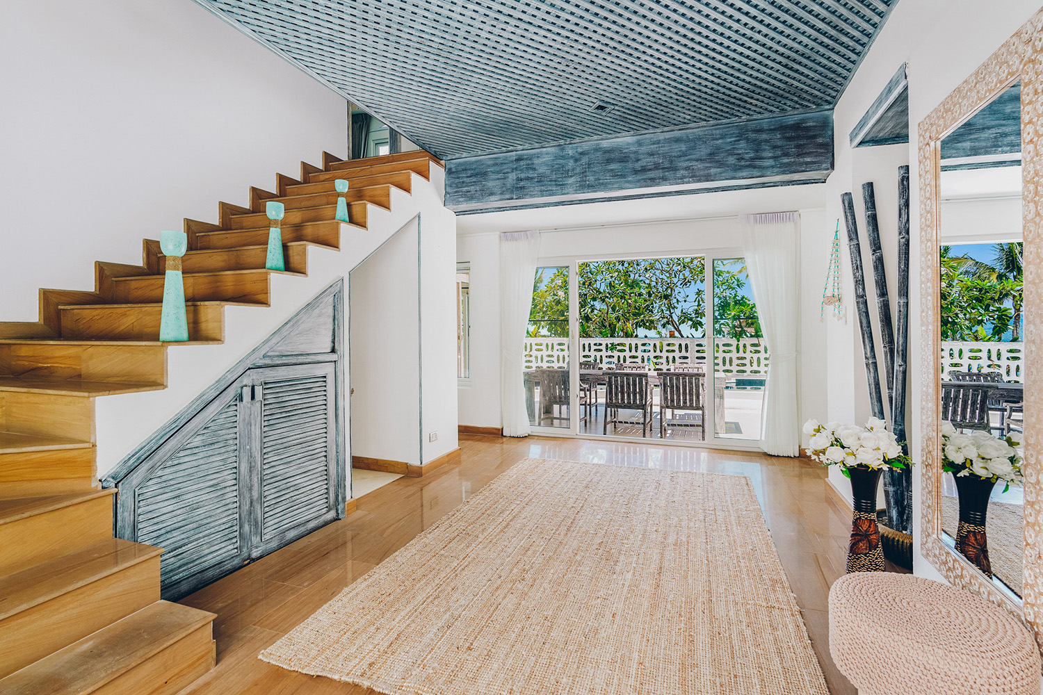 Tongson Beachfront Villa – 3 Bedroom Beachfront Villa in Tongson Bay for Sale