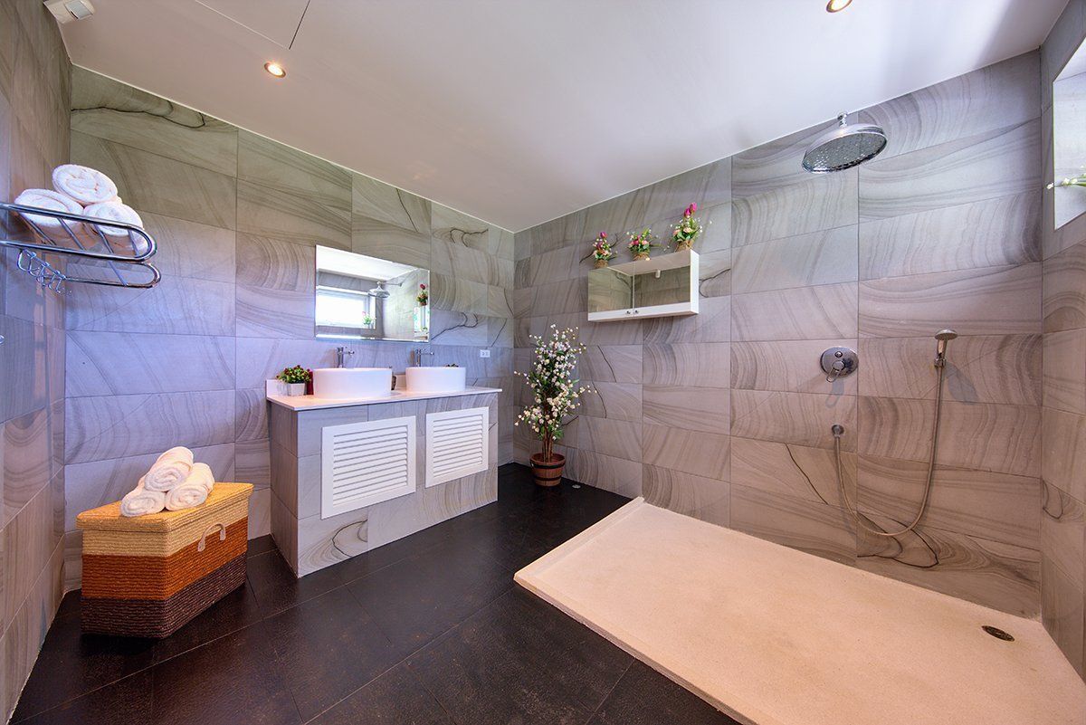 (SOLD) Villa White Lotus - Luxury 7 bedroom Seaview Villa in Maenam for sale