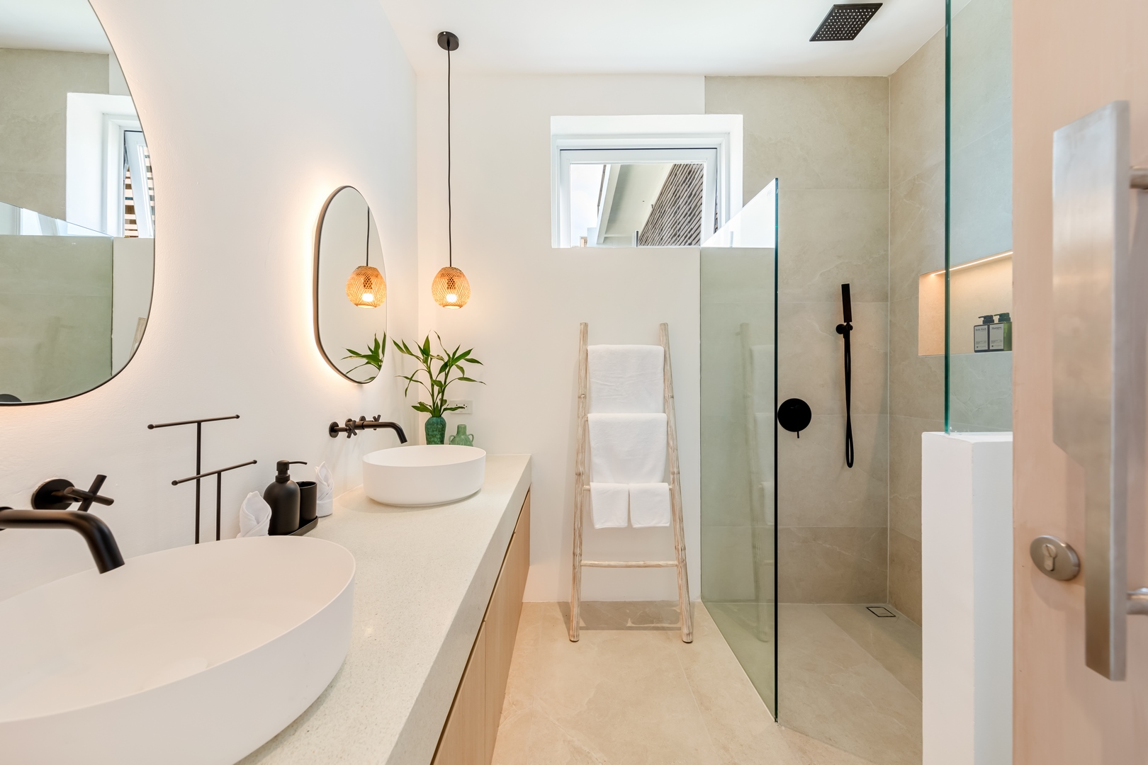 Pacific Palisade Villa Venice – 4 Bedroom Seaview Pool Villa in Bang Por for sale: Pacific Palisades Villa Venice – 4 Bedroom Seaview Pool Villa in Bang Por for sale