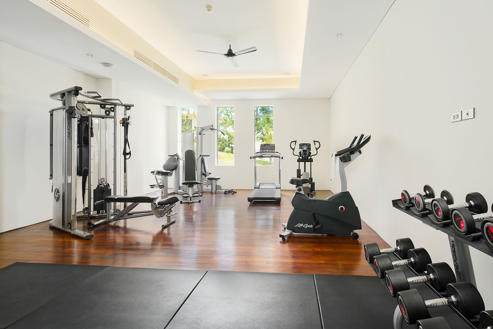 Samujana 21 - Masterpiece 6 Bedroom Pool Villa in Choeng Mon for sale