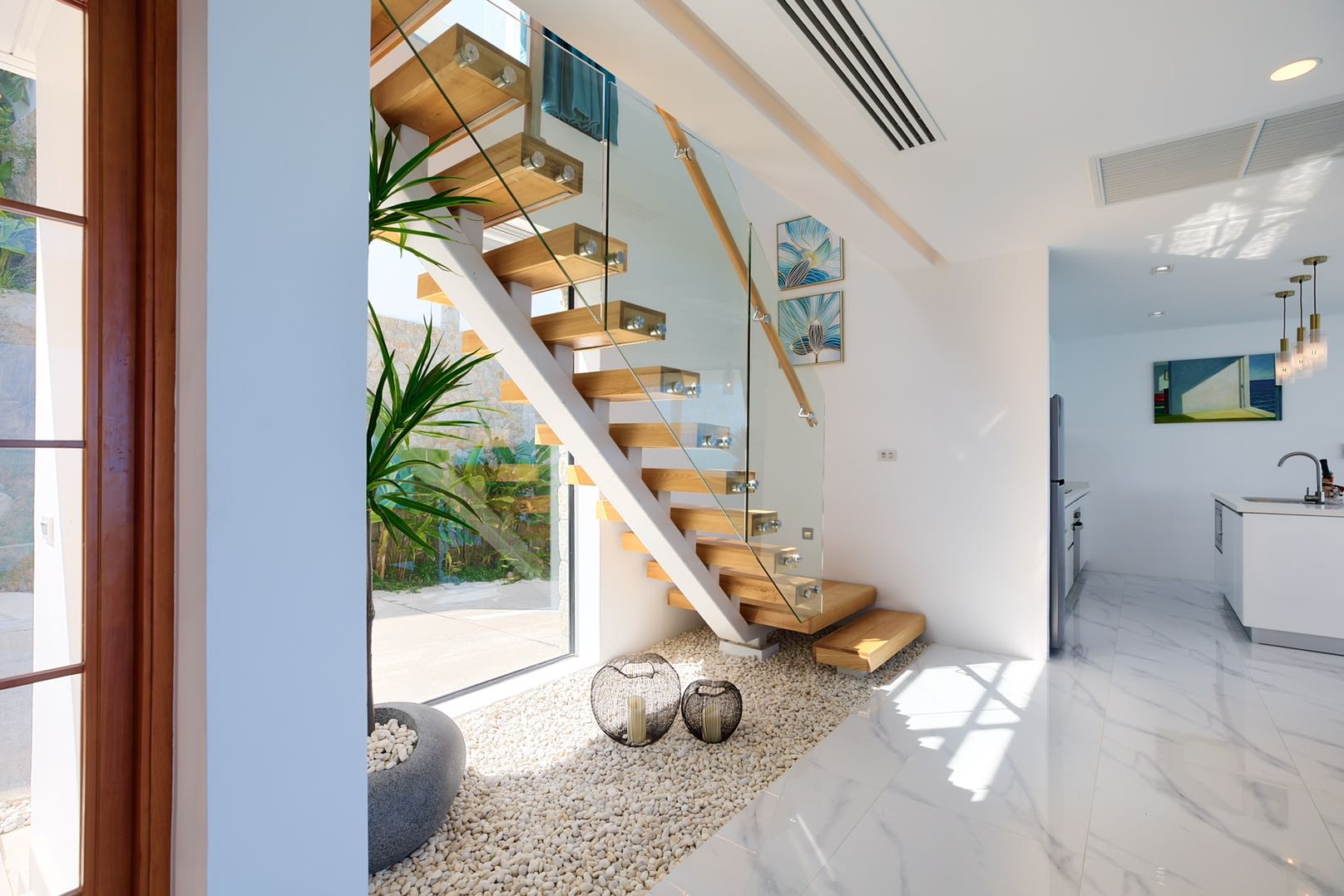 The Wave 2 - Urbane 5 Bedroom Seaview Pool Villa in Chaweng Noi for sale