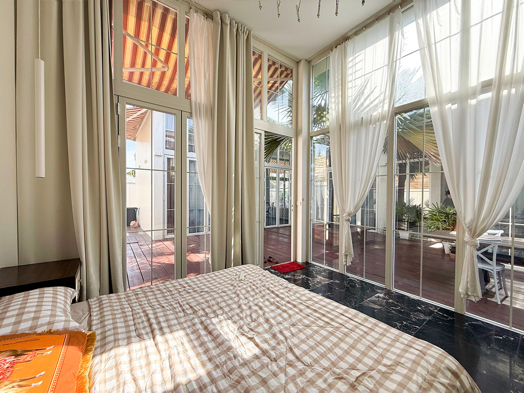 Villa Belvedere – Beachside 3 Bedroom Garden Pool Villa in Plai Laem for sale