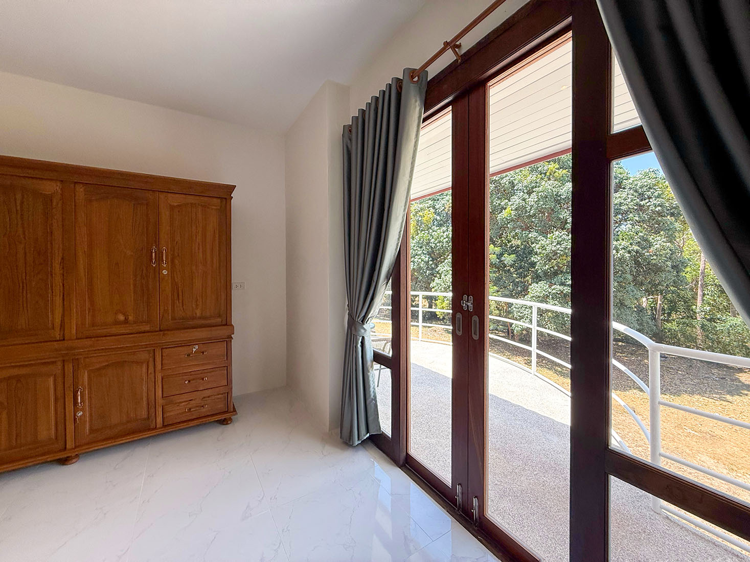 Newly Renovated Beachside 4 Bedroom Teak Pool Villa in Thongson Bay Villas for sale: Newly Renovated Beachside 4 Bedroom Teak Pool Villa in Thongson Bay Villas for sale