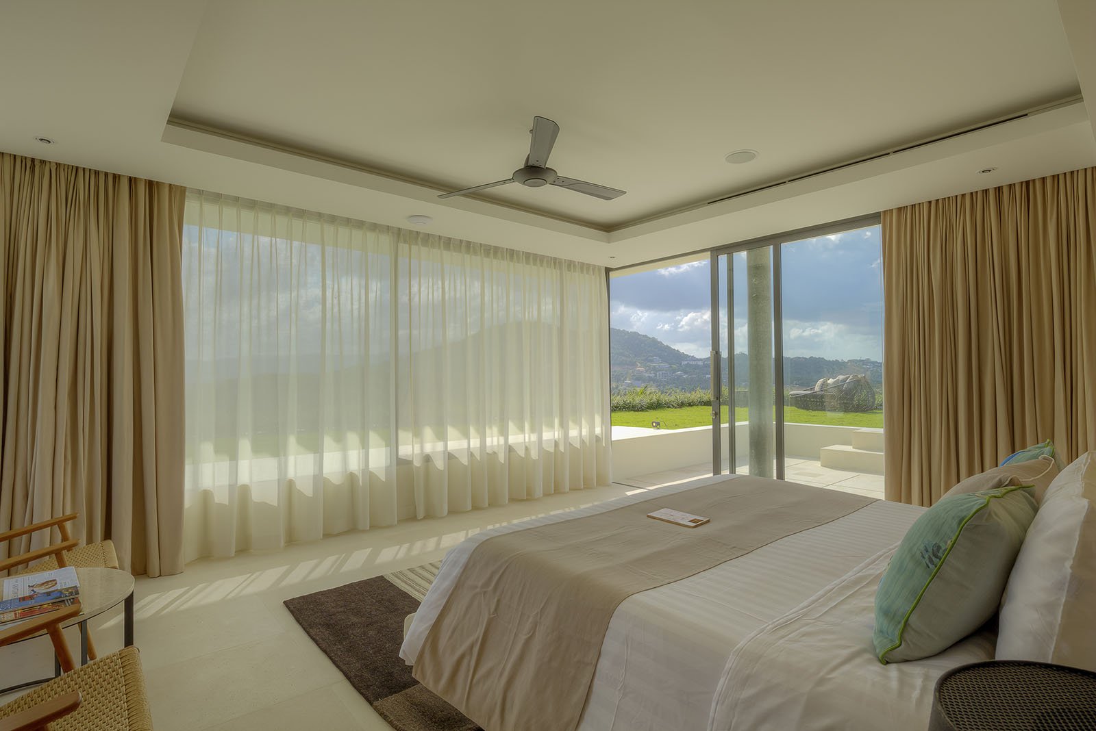 Samujana 21 - Masterpiece 6 Bedroom Pool Villa in Choeng Mon for sale
