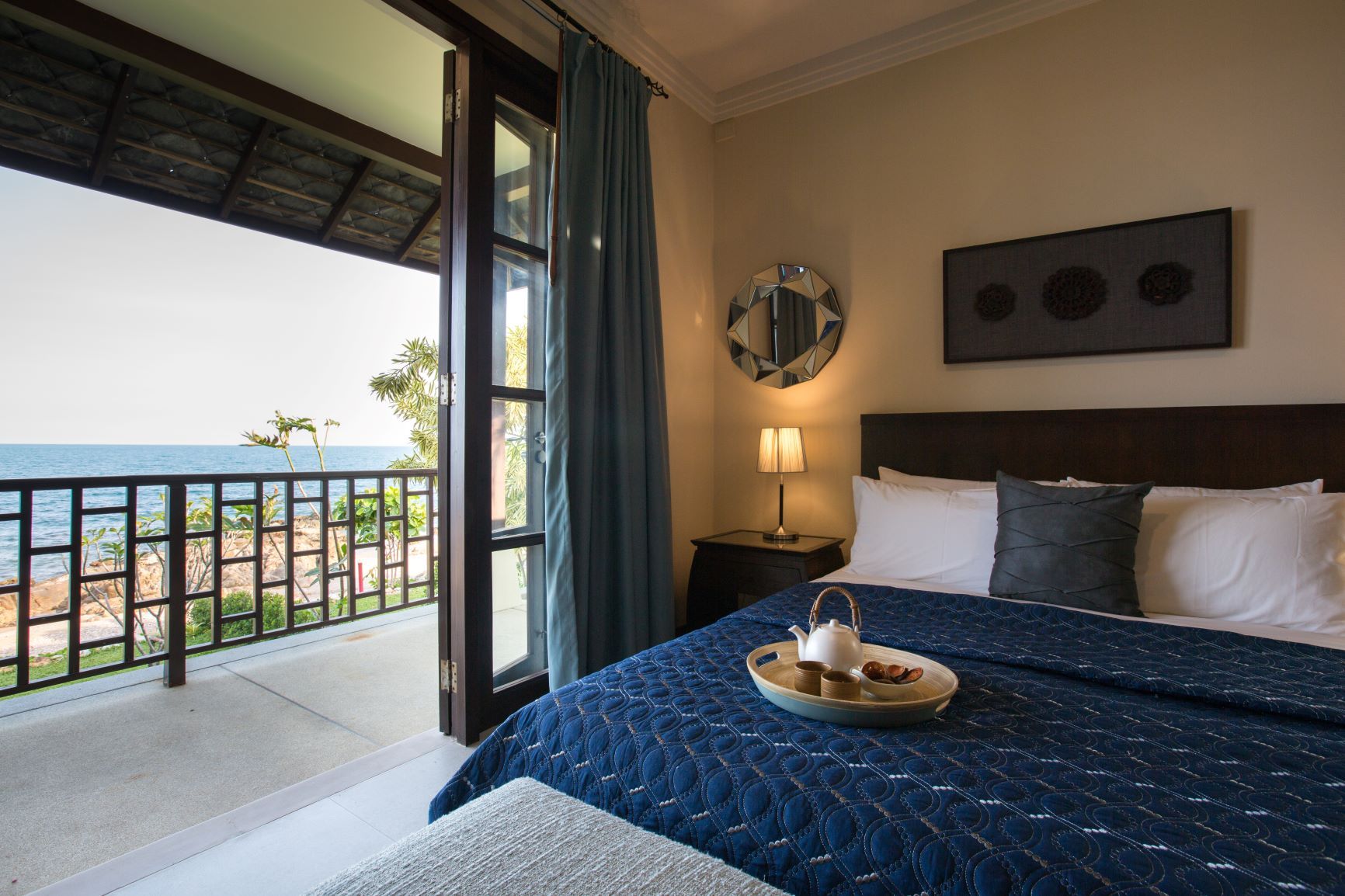 (SOLD) 4 bedroom beachfront Villa in a 5-Star Resort