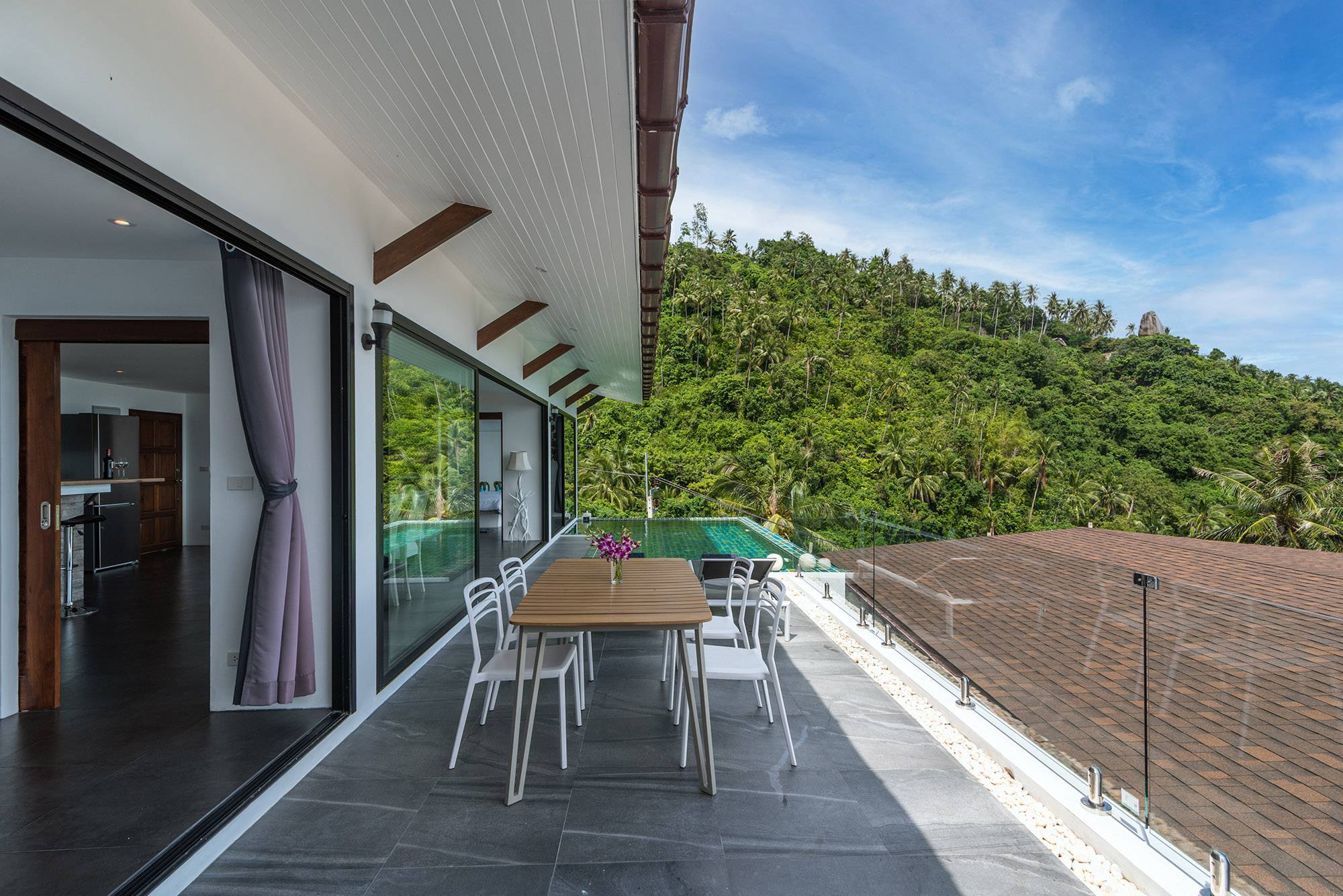 (SOLD) 2 bedroom sea-view apartment Re-Sale in Lamai in The Ruby Project