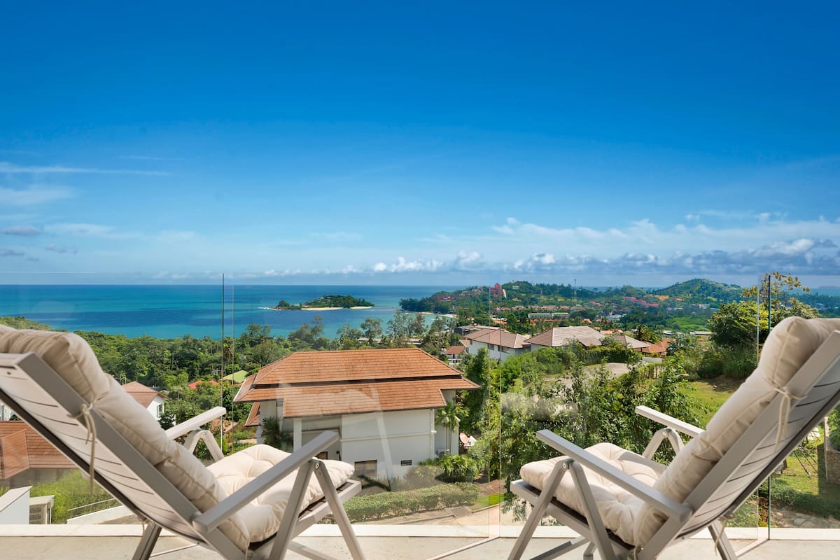 Trendy 4 Bedroom Seaview Pool Villa in Choeng Mon for sale