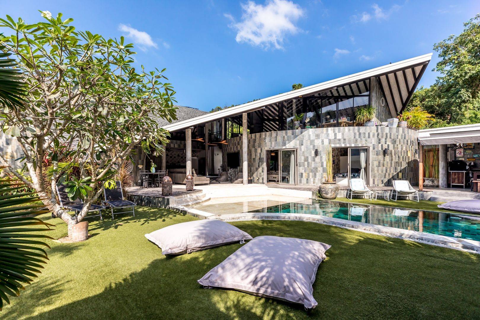 (SOLD) Villa Khwamrak – Unique and Spacious Villa for sale in Bophut