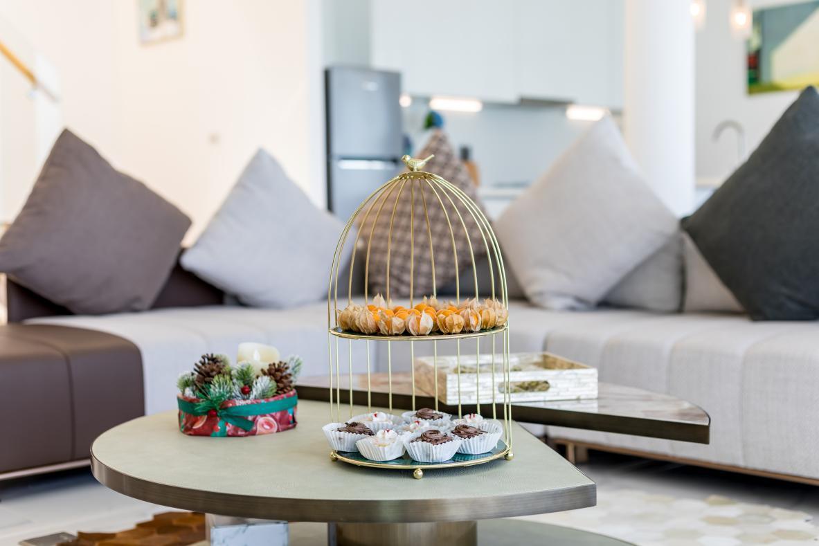 The Wave 2 - Urbane 5 Bedroom Seaview Pool Villa in Chaweng Noi for sale