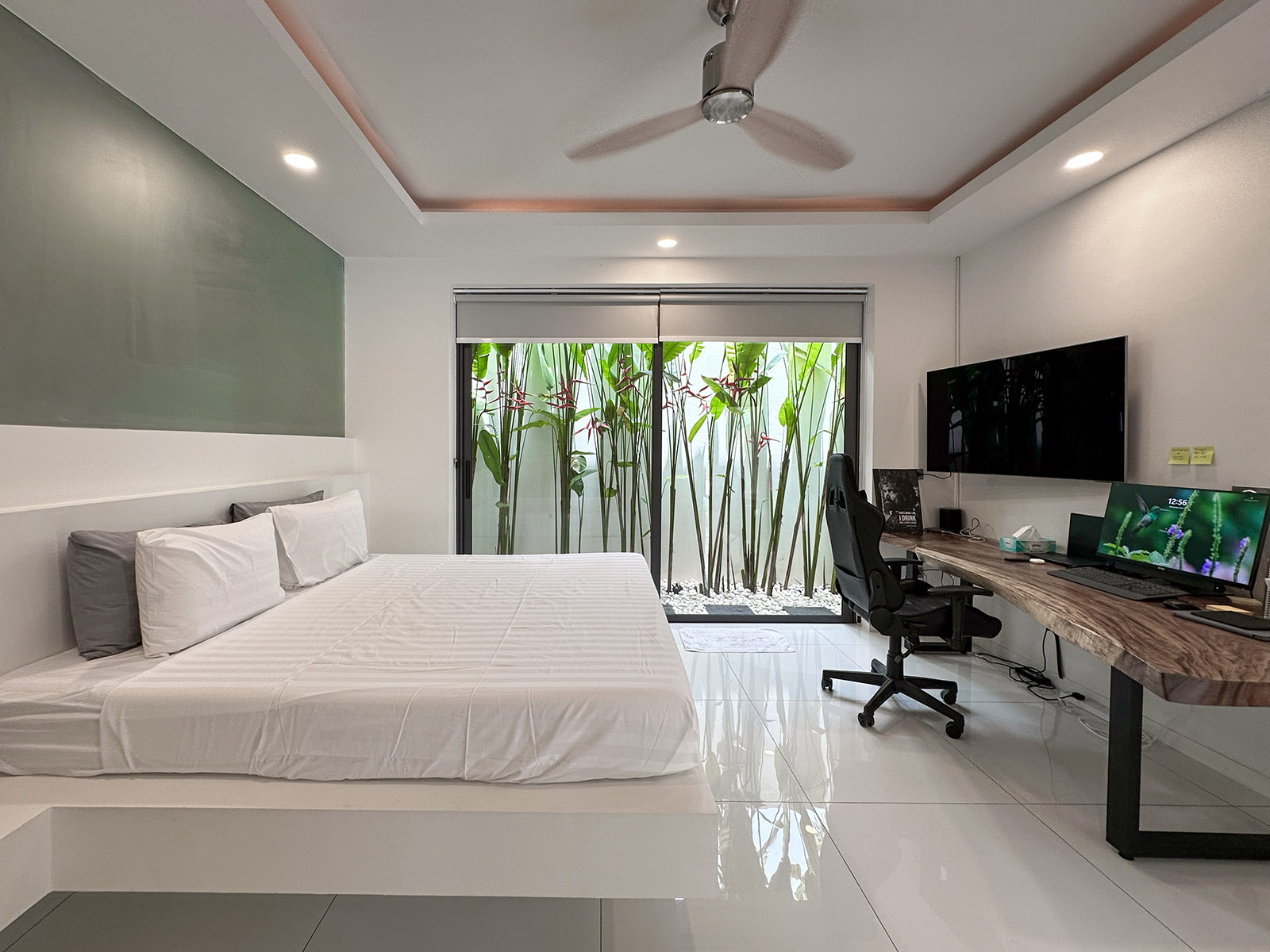 Tropical Balinese 4 Bedroom Garden Pool Villa in Maenam for Sale