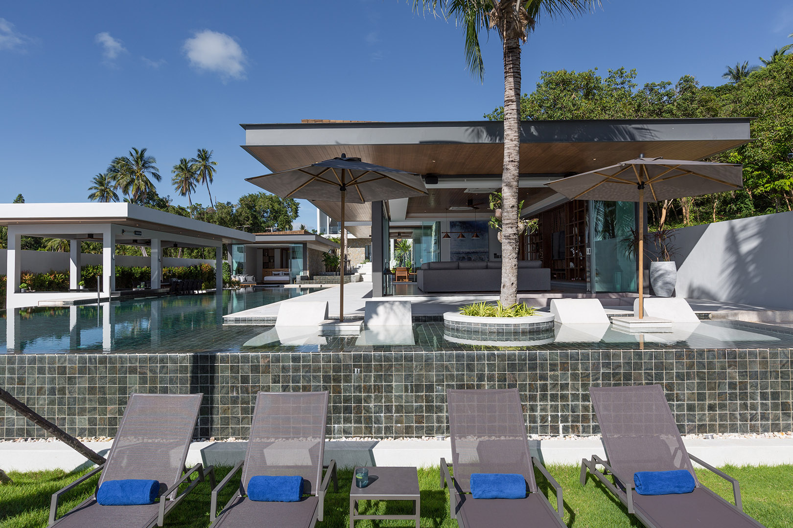 Villa Sea Renity - Ultra-Luxury 7 Bedroom Beachfront Villa in Laem Sor for Sale