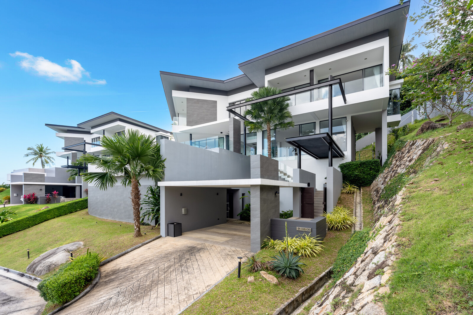 Verano Residence - Contemporary 4+1 Bedroom Seaview Pool Villa in Chaweng Noi for Sale: Verano Residence - Contemporary 4+1 Bedroom Seaview Pool Villa in Chaweng Noi for Sale
