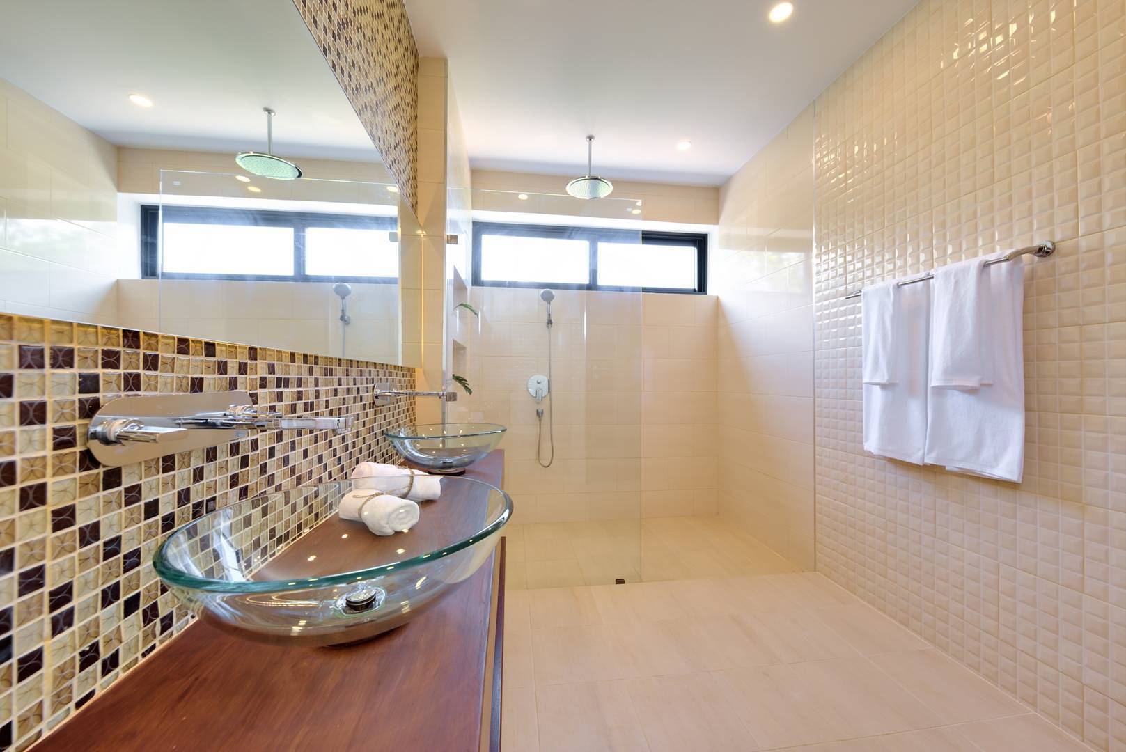 Alluring 4 Bedroom Seaview Pool Villa in Maenam for sale