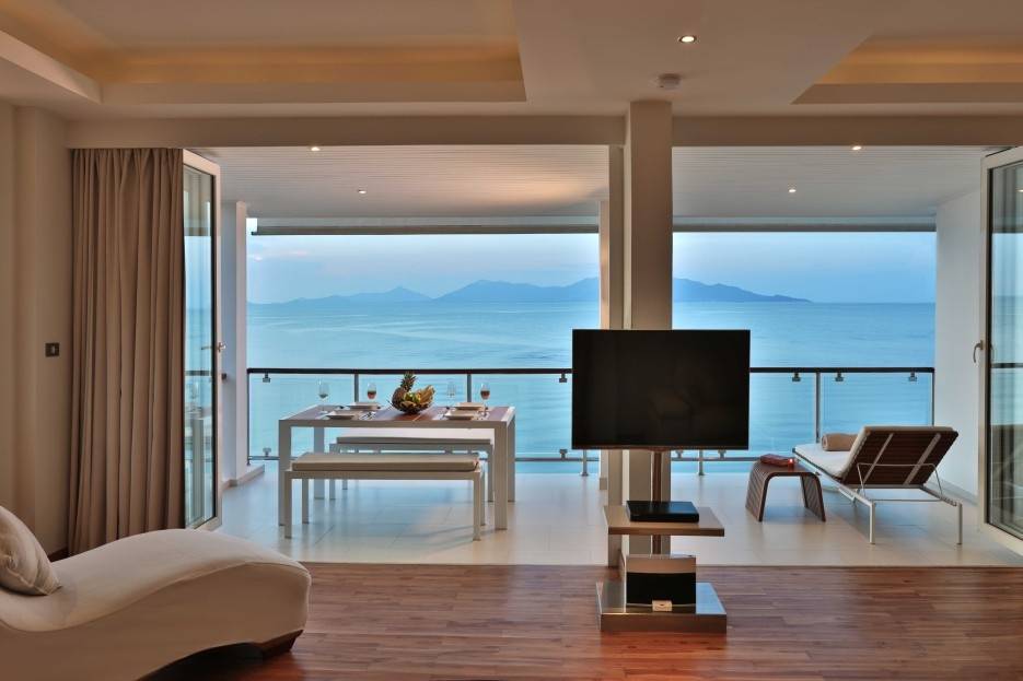 Osho Beachfront Apartments - Deluxe seaside apartments