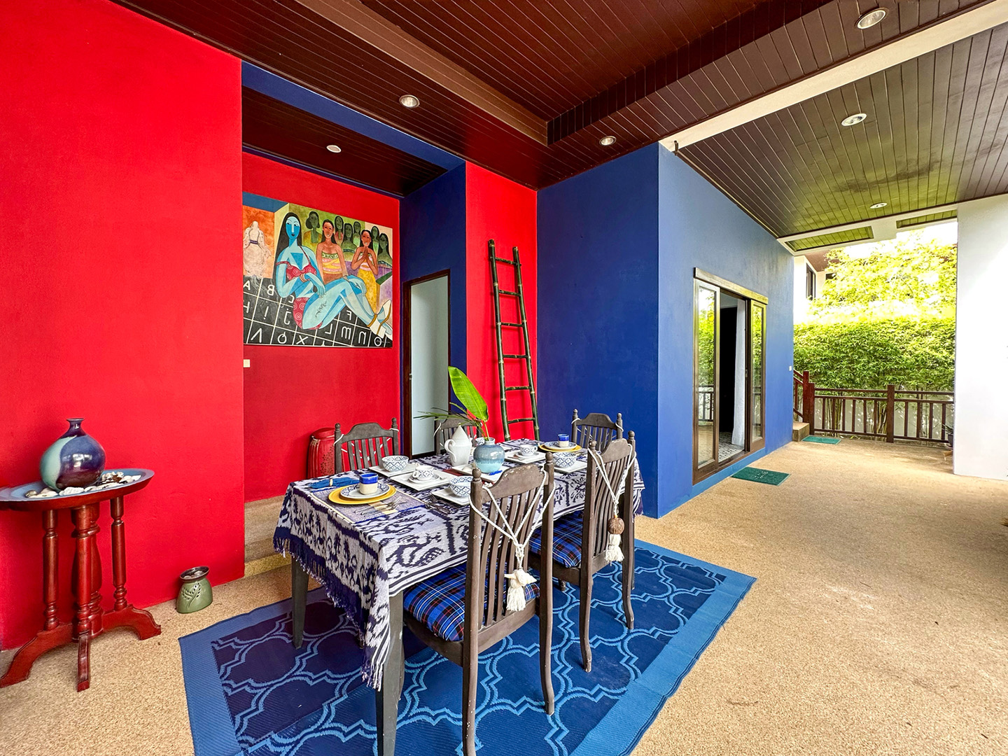 Comfortable 3 Bedroom Garden Pool Villa with 800 sqm land in Maenam for sale