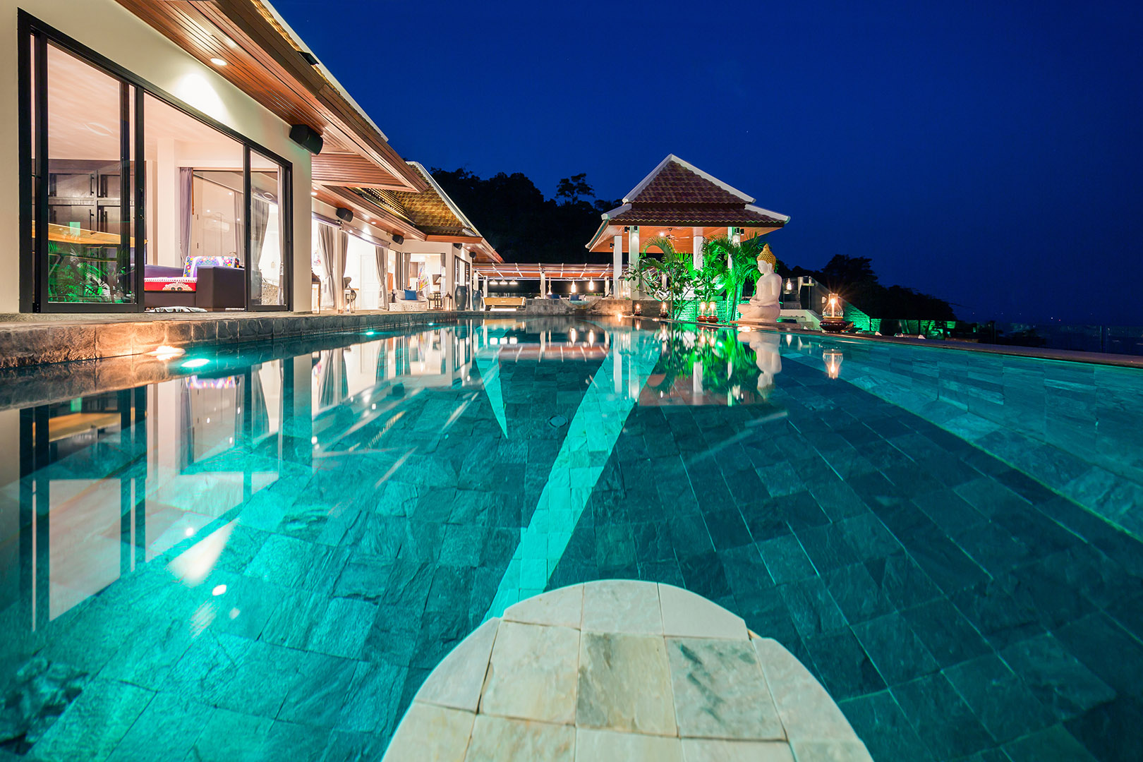 Massive 7 Bedroom Seaview Pool Villa in Taling Ngam for sale: Massive 7 Bedroom Seaview Pool Villa in Taling Ngam for sale