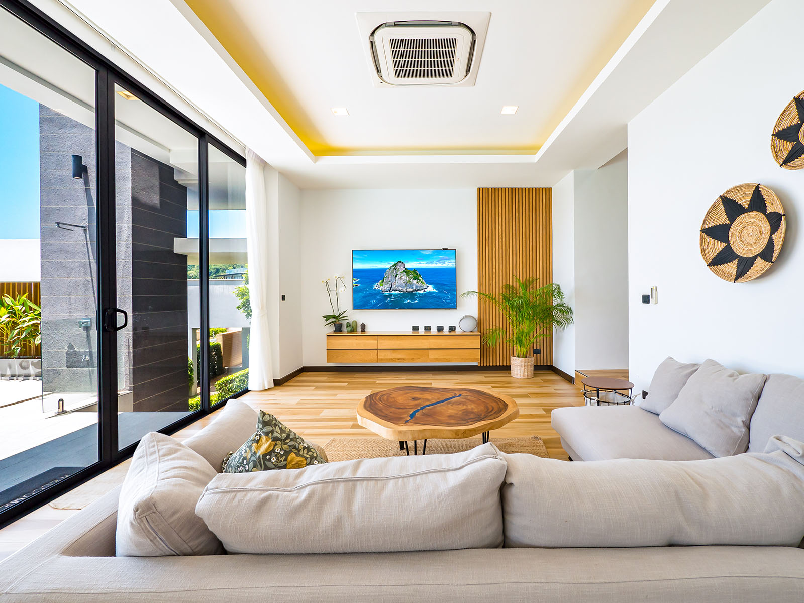 (PRICE REDUCED!) Verano Residence - Contemporary 3+1 Bedroom Seaview Pool Villa in Chaweng Noi for Sale