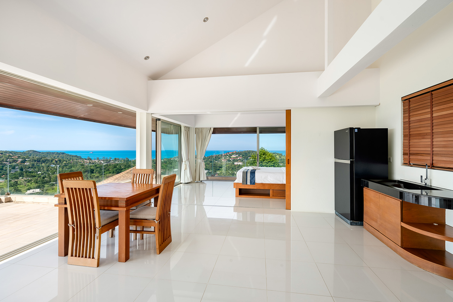 (PRICE REDUCED!) Narai Kiri Villa – Spacious 5 Bedroom Seaview Pool Villa in Plai Laem for sale
