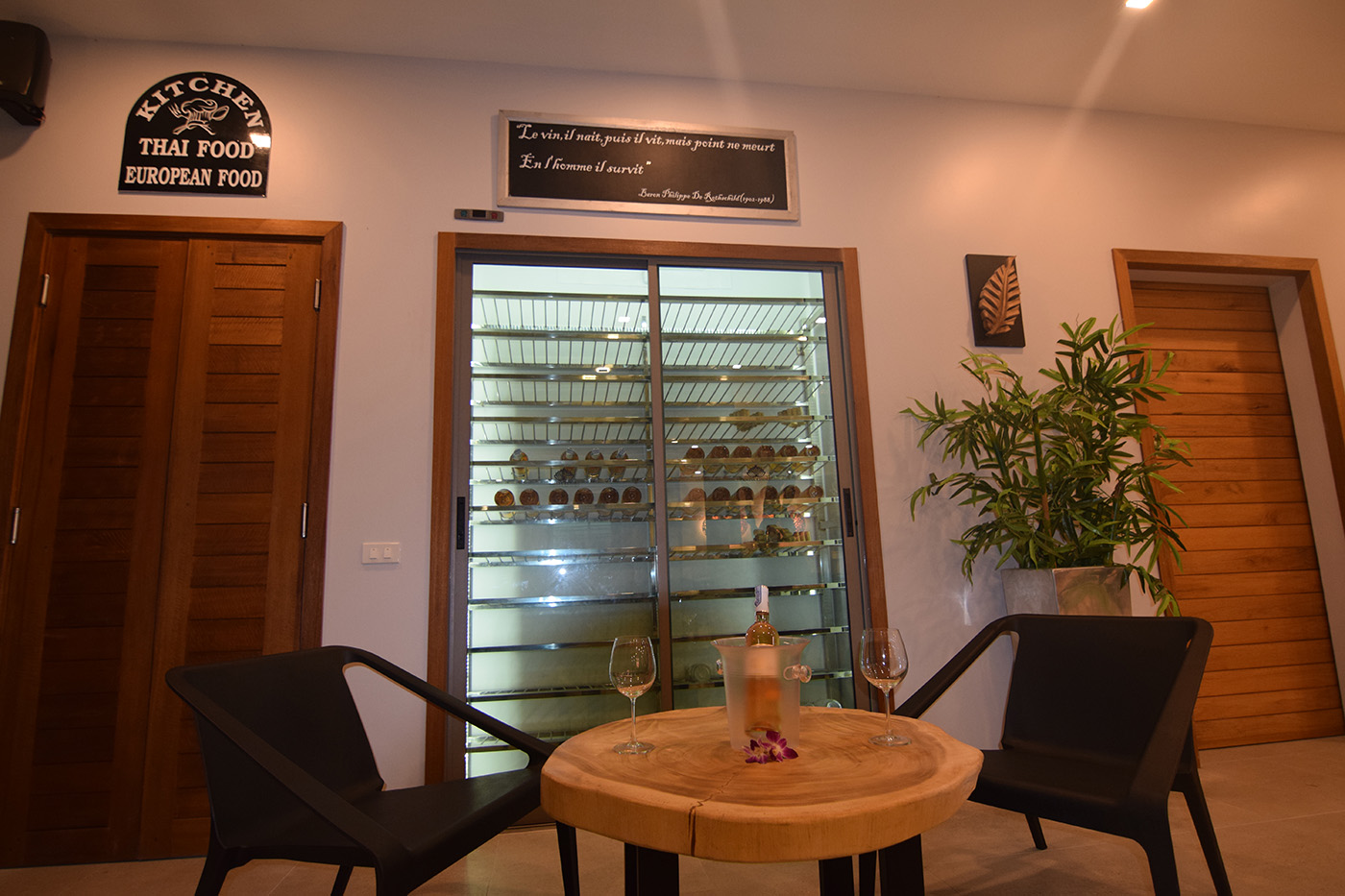 Charismatic 11-Room Resort for sale in Lamai, Koh Samui